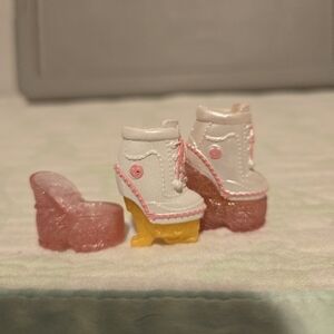 LOL Surprise OMG Doll Shoes.